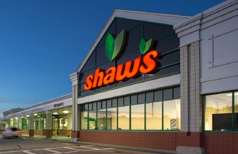 Shaw's Grocery Store at Dover Crossing